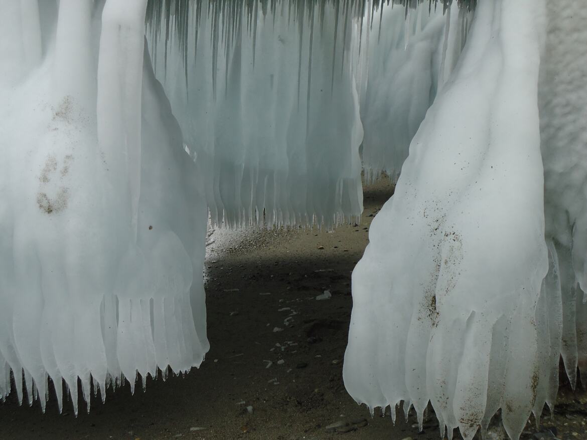 Hiver 2012, draperies sous le ponton