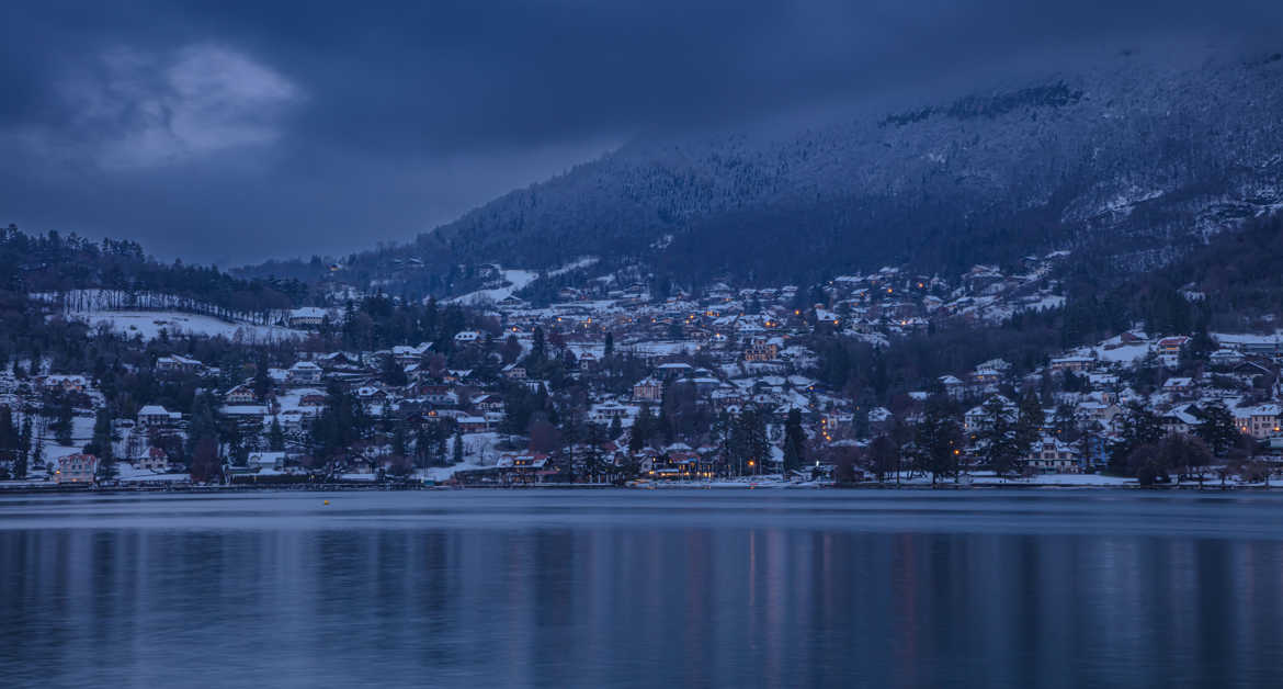 La nuit tombe