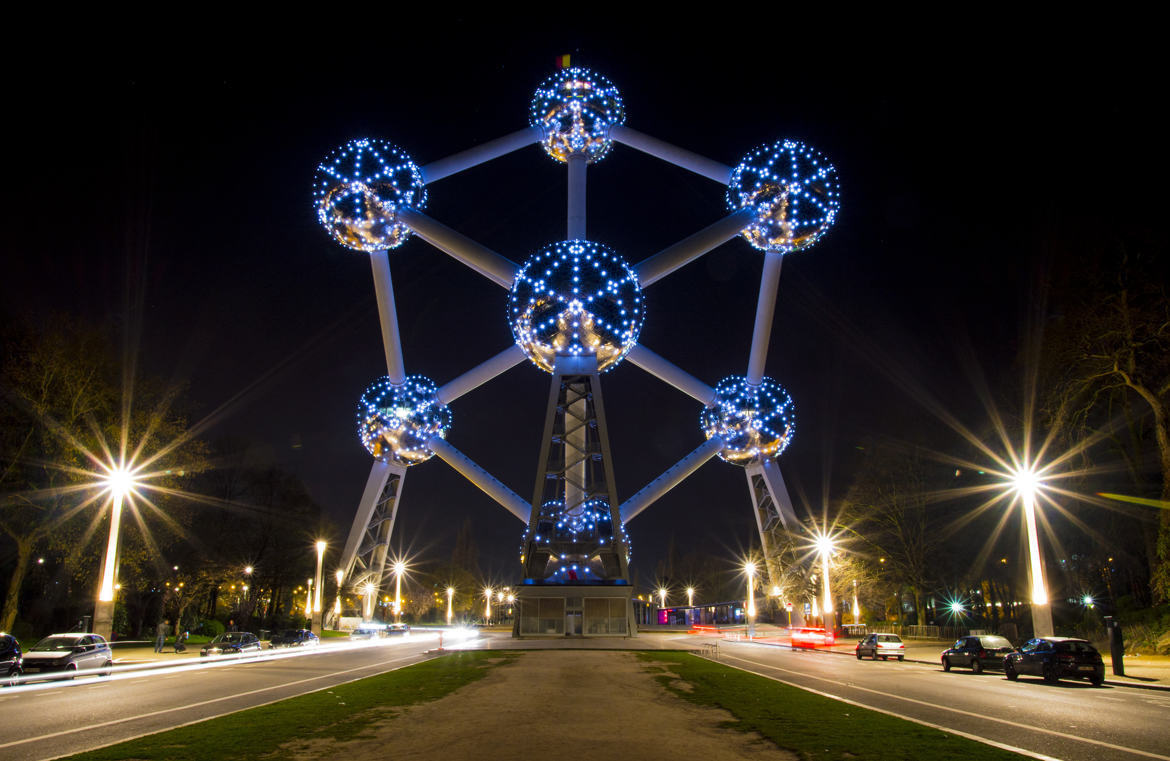 Atomium By Night