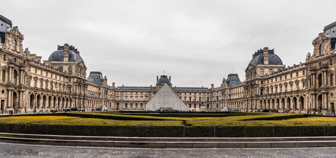 MUSEE DU LOUVRE