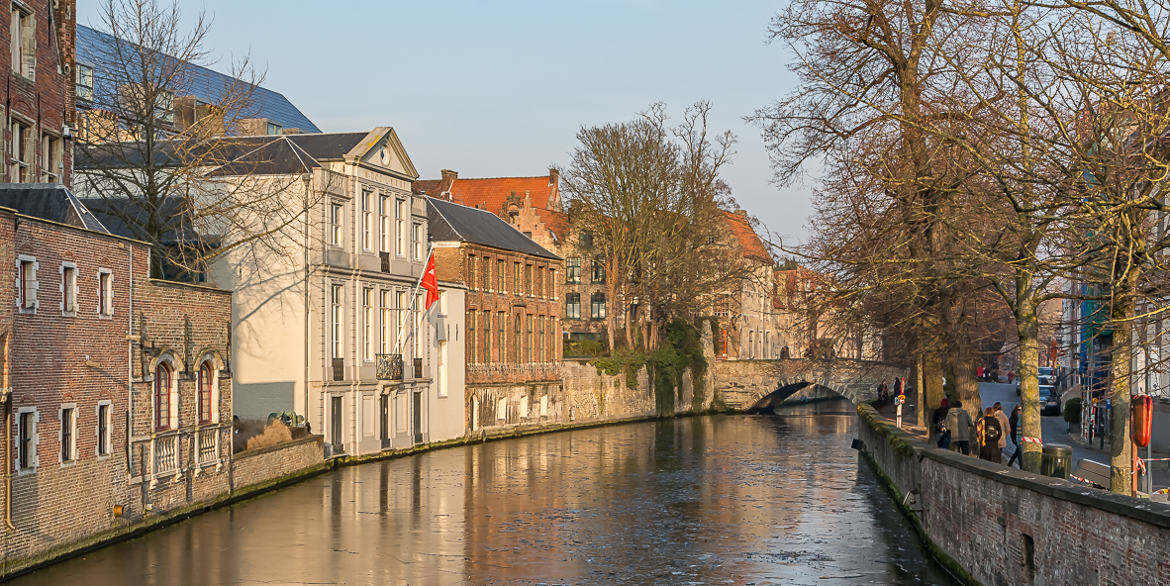 Bruges, les canaux, l'hiver (2) en couleur