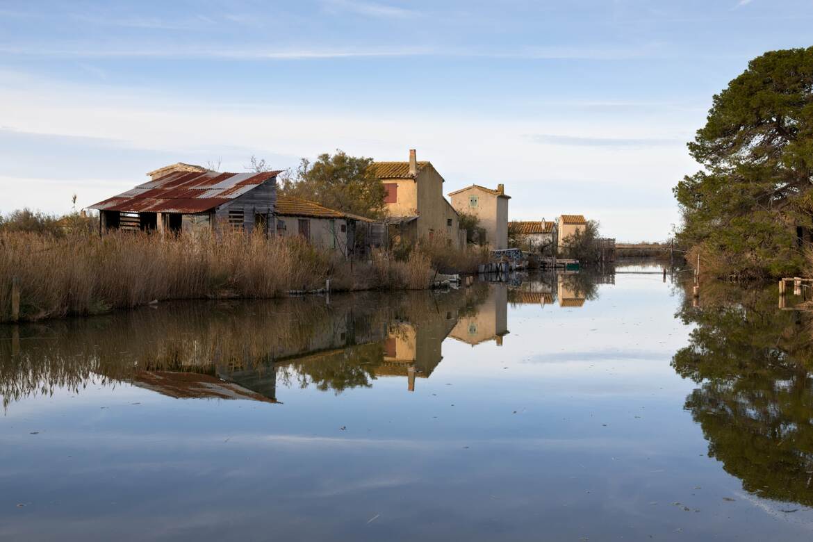 Miroir sur le canal