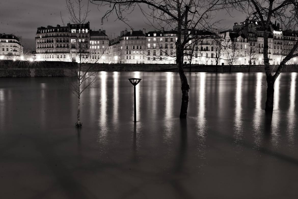 Les Pieds dans l'eau