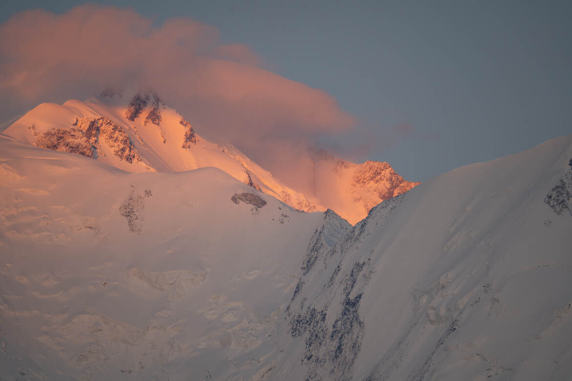 Dernière lueur sur le massif du Mont-Blanc