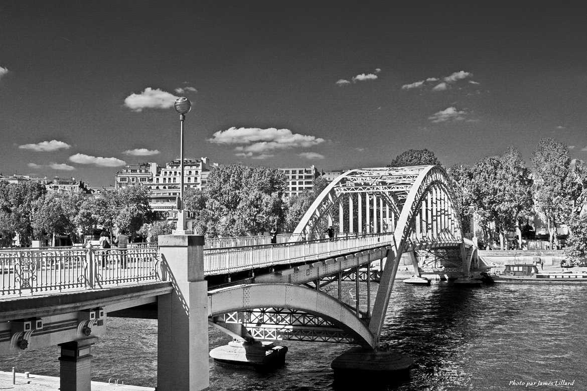 Par dessus la Seine