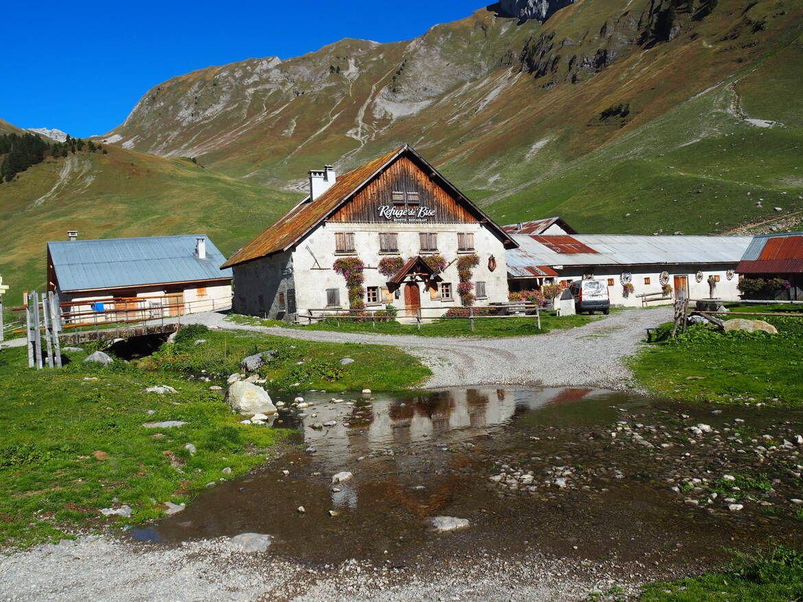 Le hameau se prepare à l'hiver