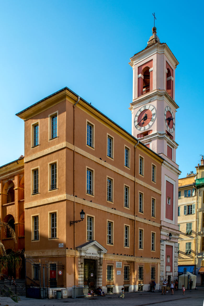 Caserne Rusca & Tour de l' Horloge