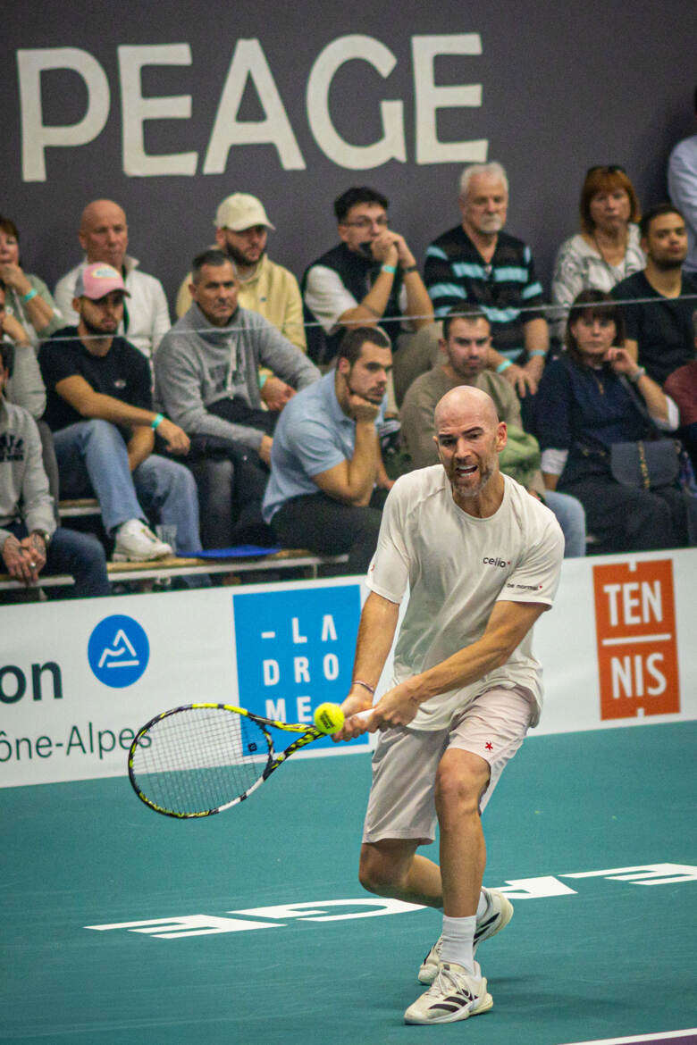 Revers à deux mains