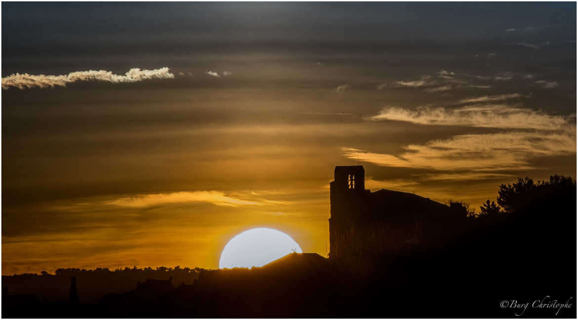 Coucher de soleil sur Laudun