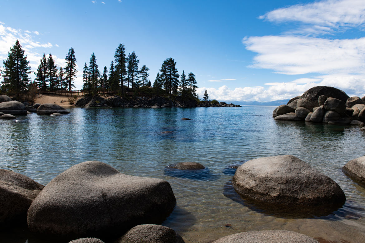Ces rochers énormes au Lake Tahoe (Nevada - USA)