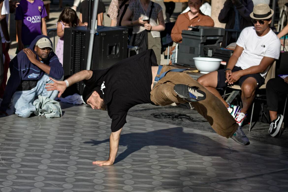 L'OMBRE qui danse