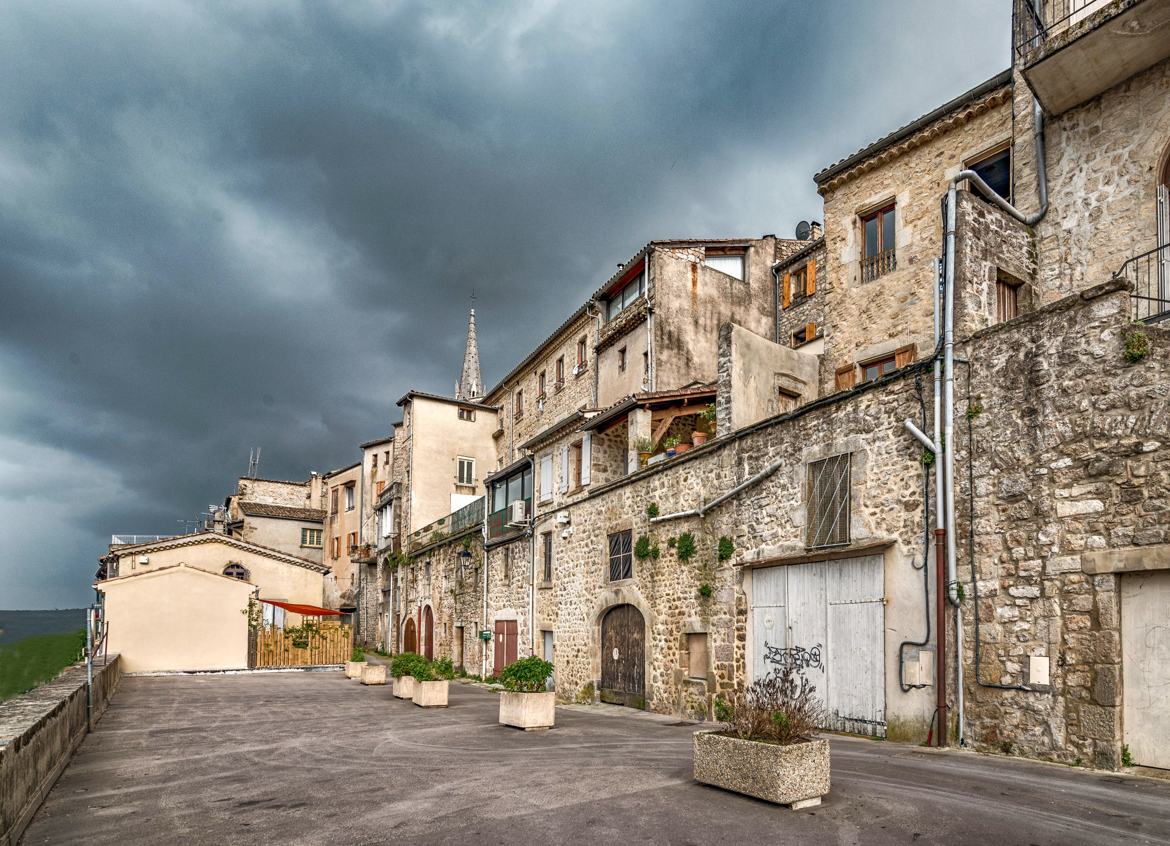 Ciel d'encre sur la ville