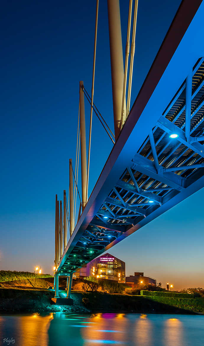 Sous le pont de Dunkerque