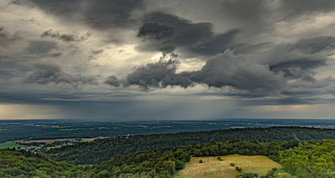 Ciel menaçant sur la Bresse