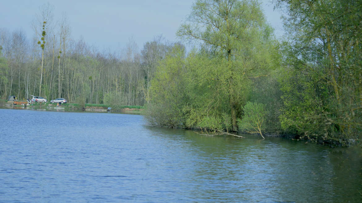 au bord de l'eau