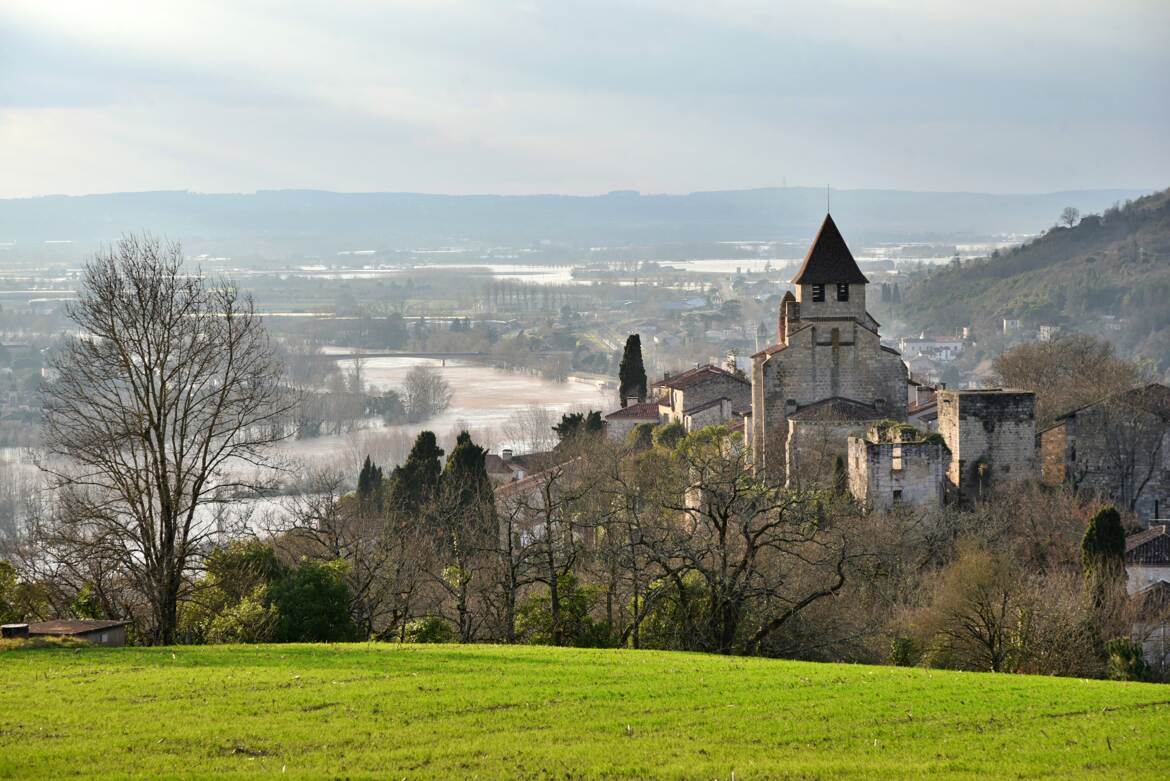 Quand Garonne s'invite au pied des remparts