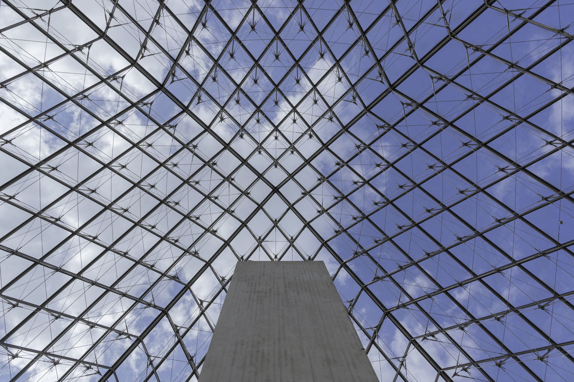 Pyramide du Louvre