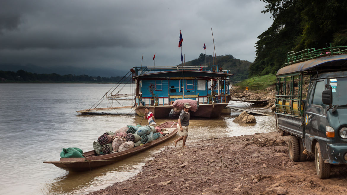 Transport de marchandises au Laos