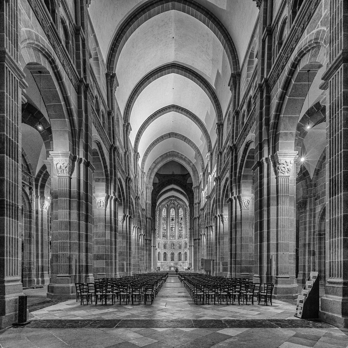 Archives romanes : cathédrale d'Autun