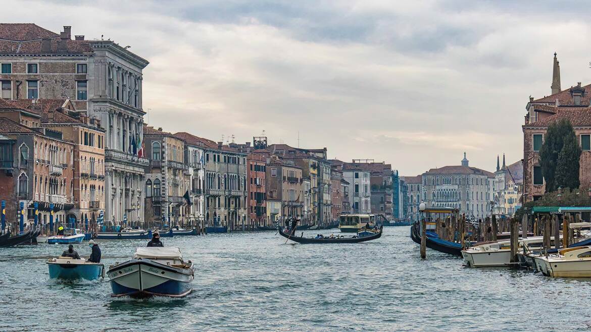 Sur le Grand Canal