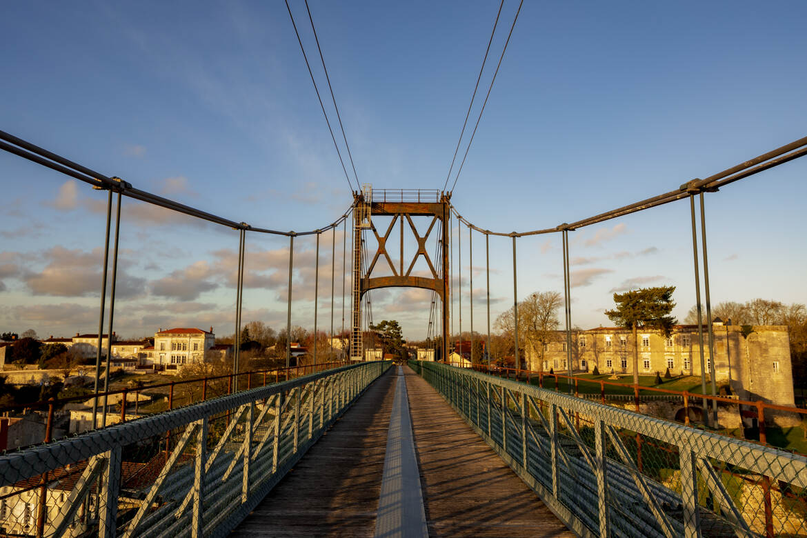 Pont suspendu