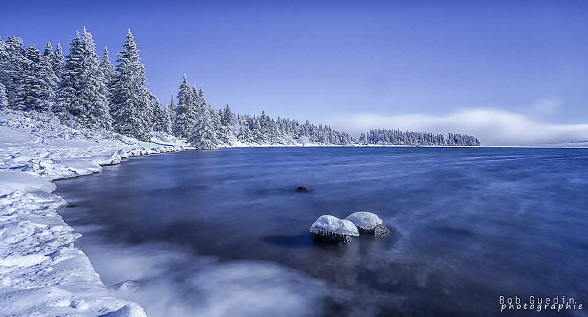Concours Photo - Neige - Le lac serviere par Bob_guedin