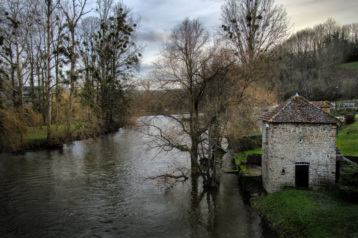 Au bord de l'Orne