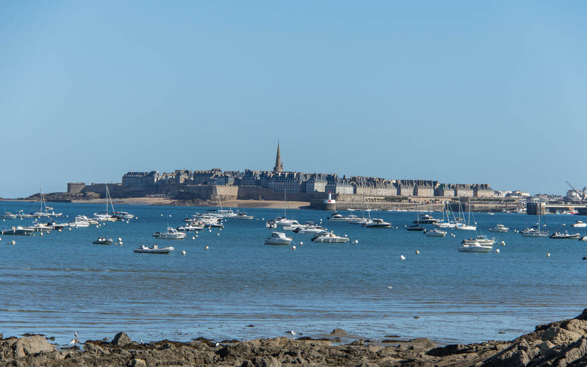 St Malo vu de Dinard