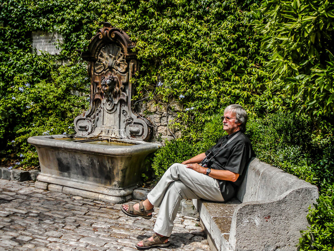 Autoportrait et la Fontaine Maryse Duhalde