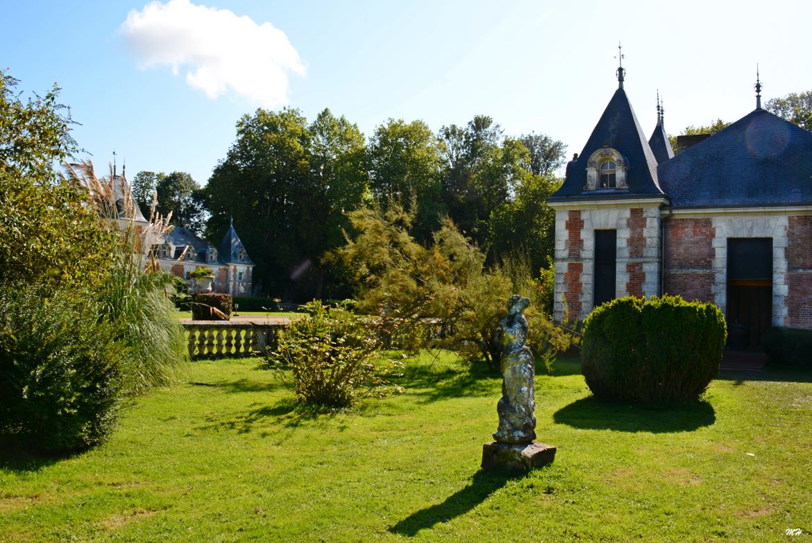 Dans le parc du Château de Rocheux