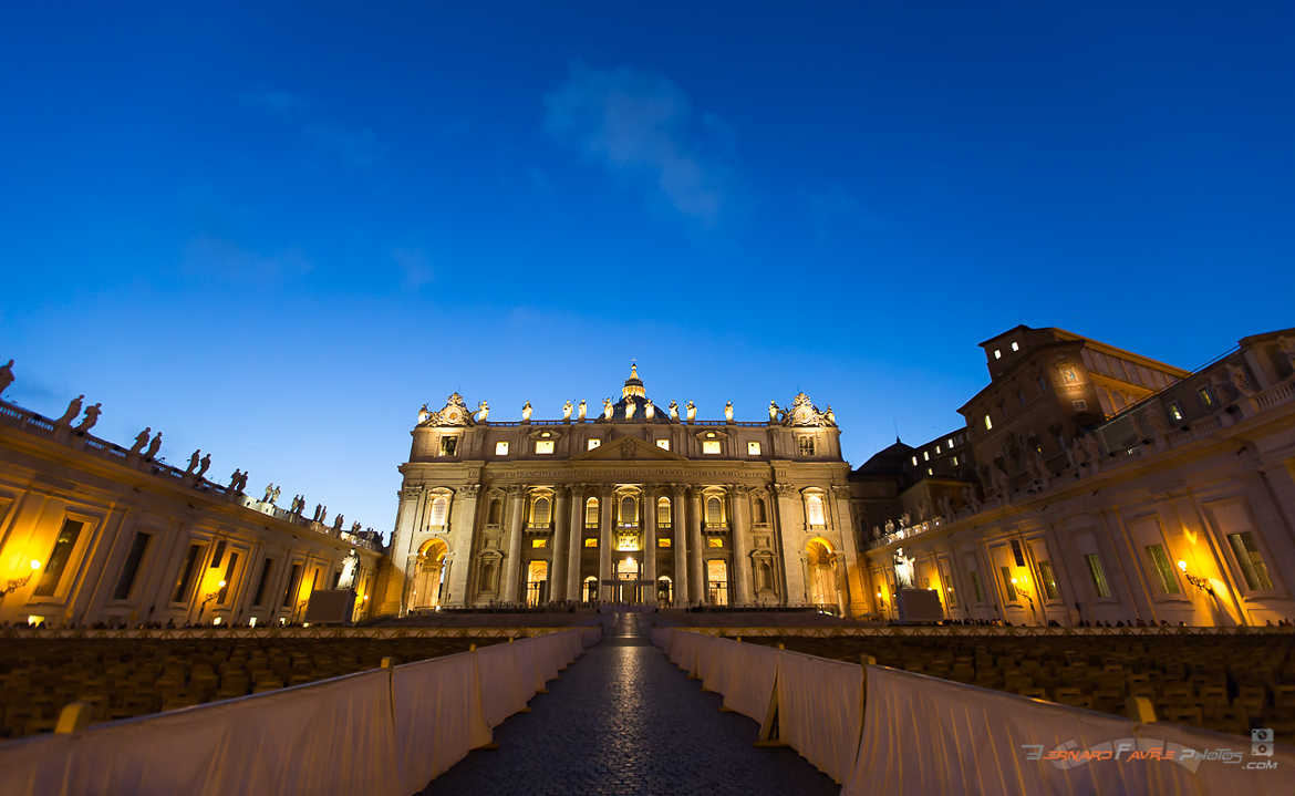 Le Vatican de nuit