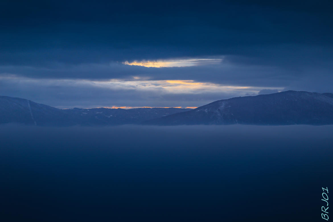 Au dessus des nuages