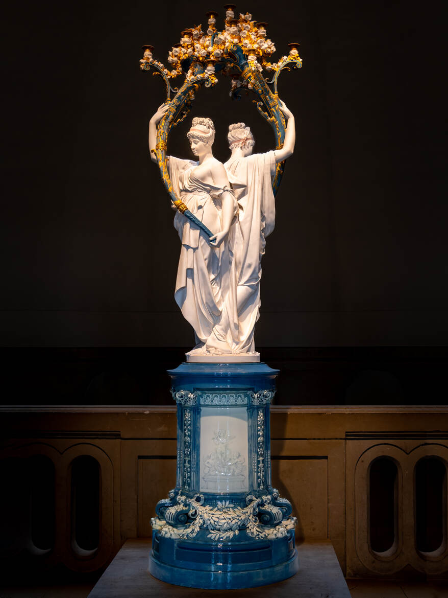 Statue en porcelaine de Sèvres