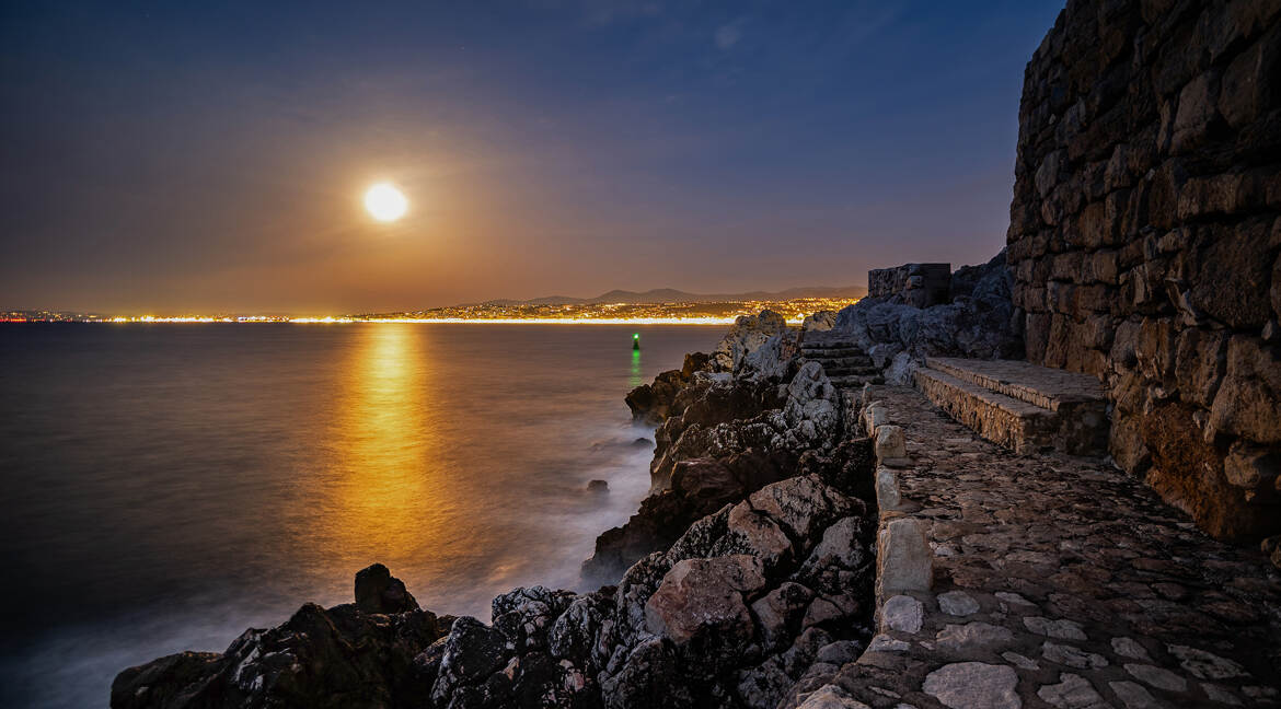 Clair de lune ......