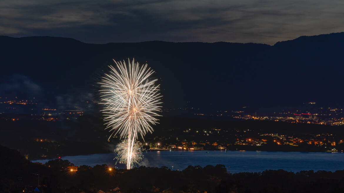 Le feu au lac !