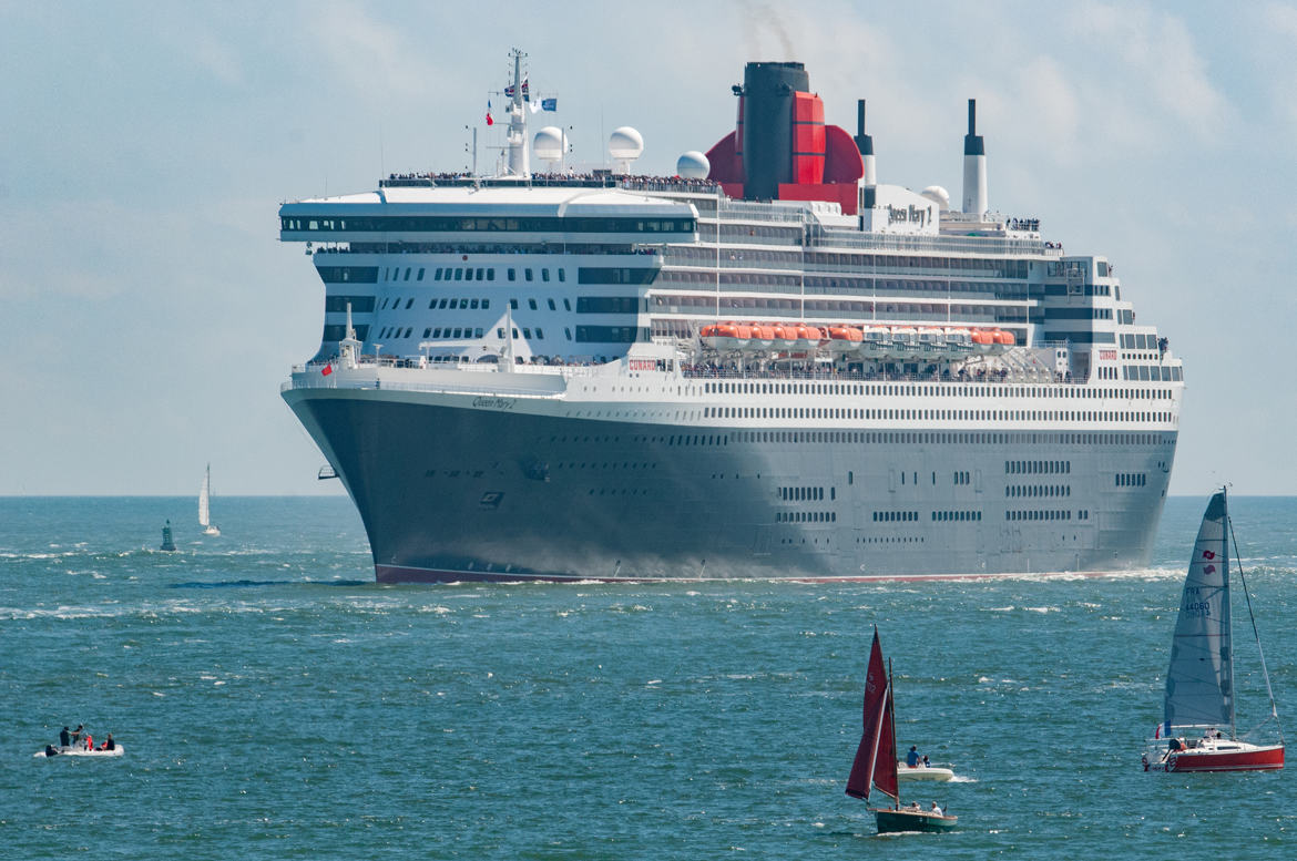 QUEEN MARY 2