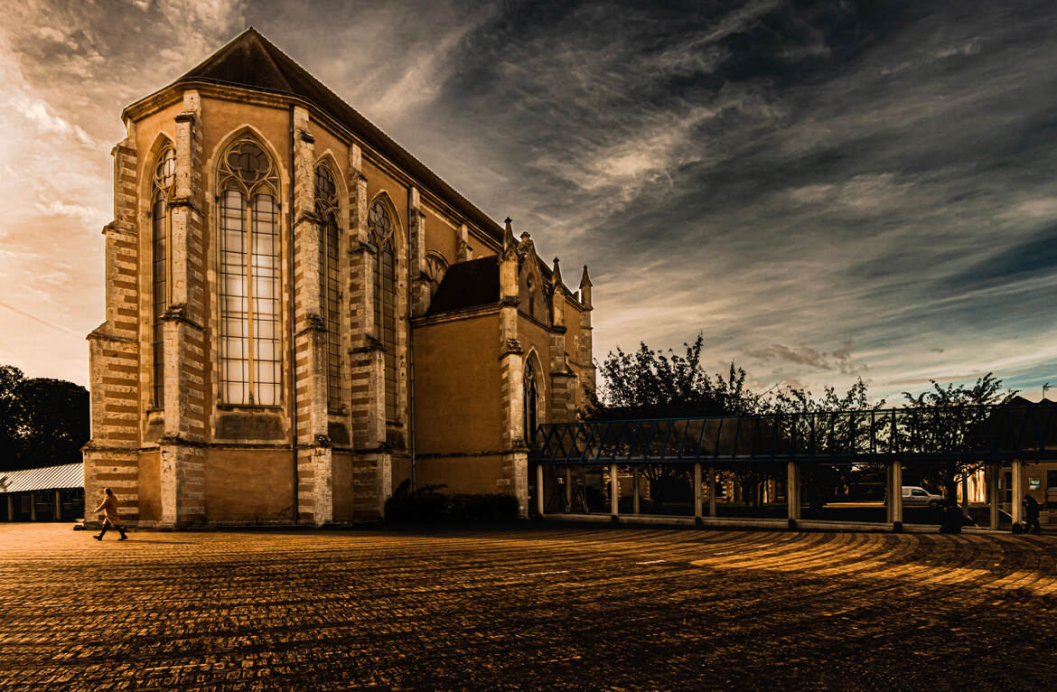 2 accès à la chapelle lycée Fulbert Chartres