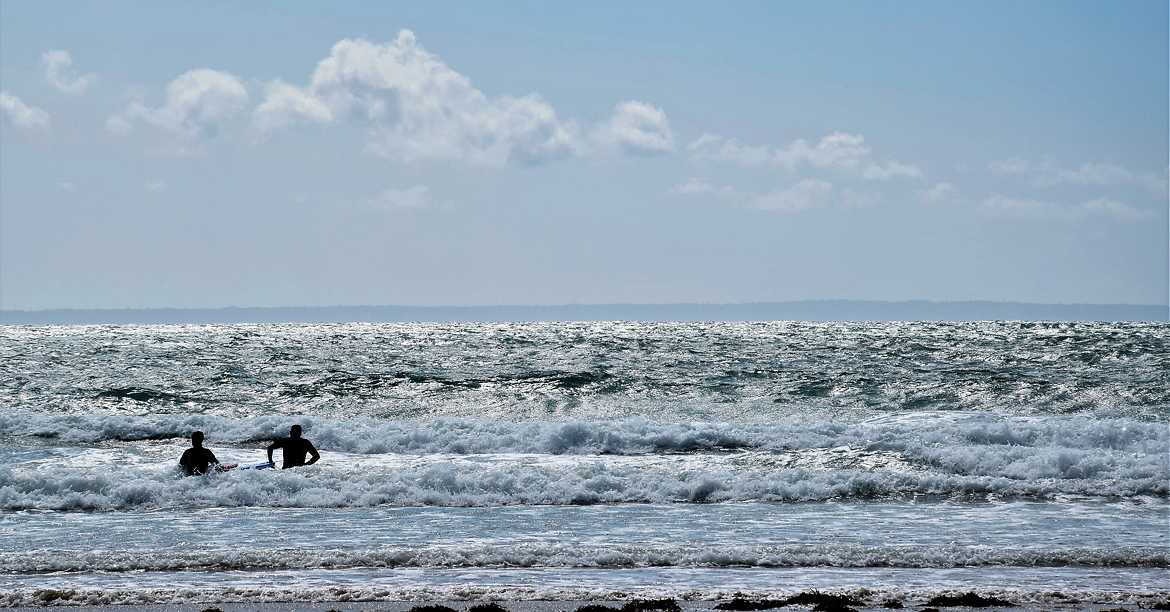 mer calme à peu agitée