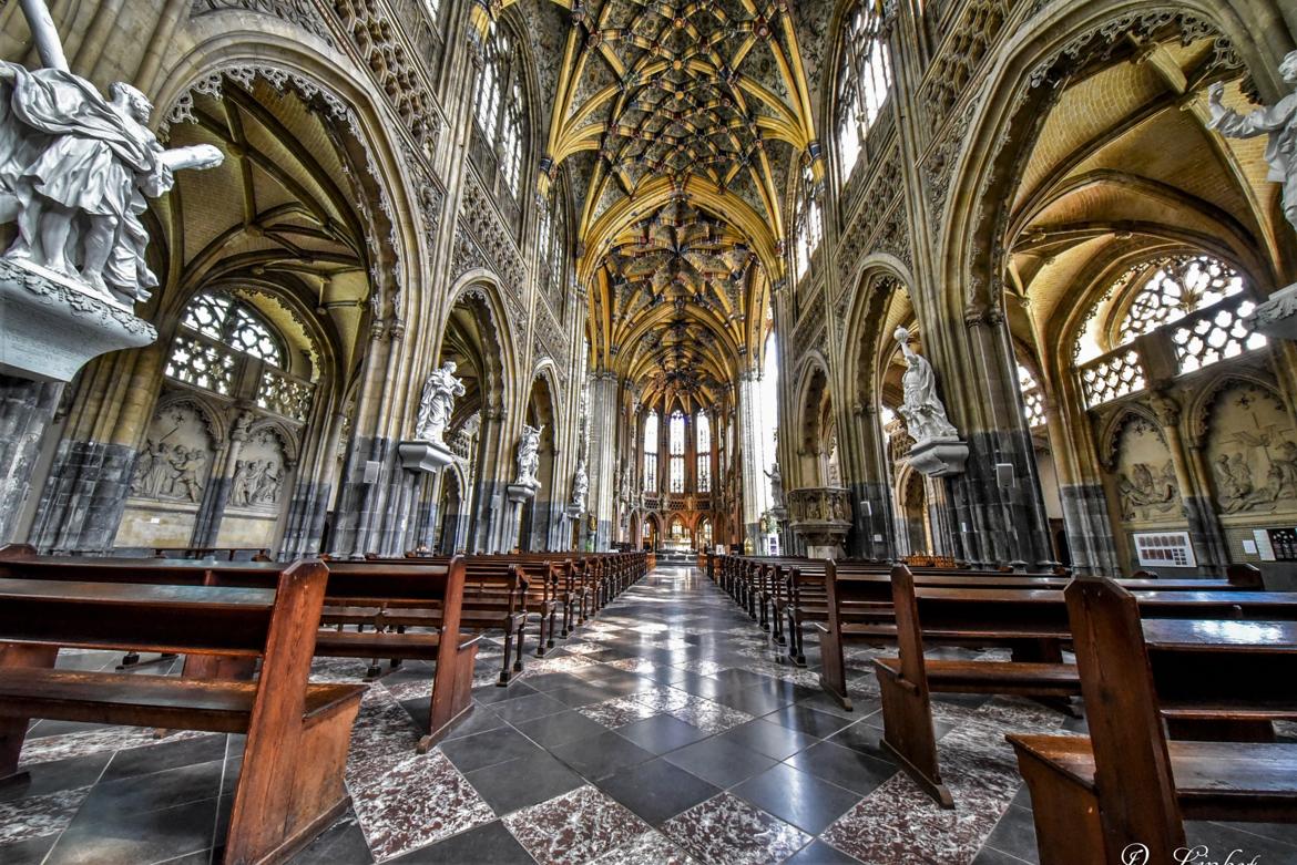 Eglise St Jacques,Liège. 23