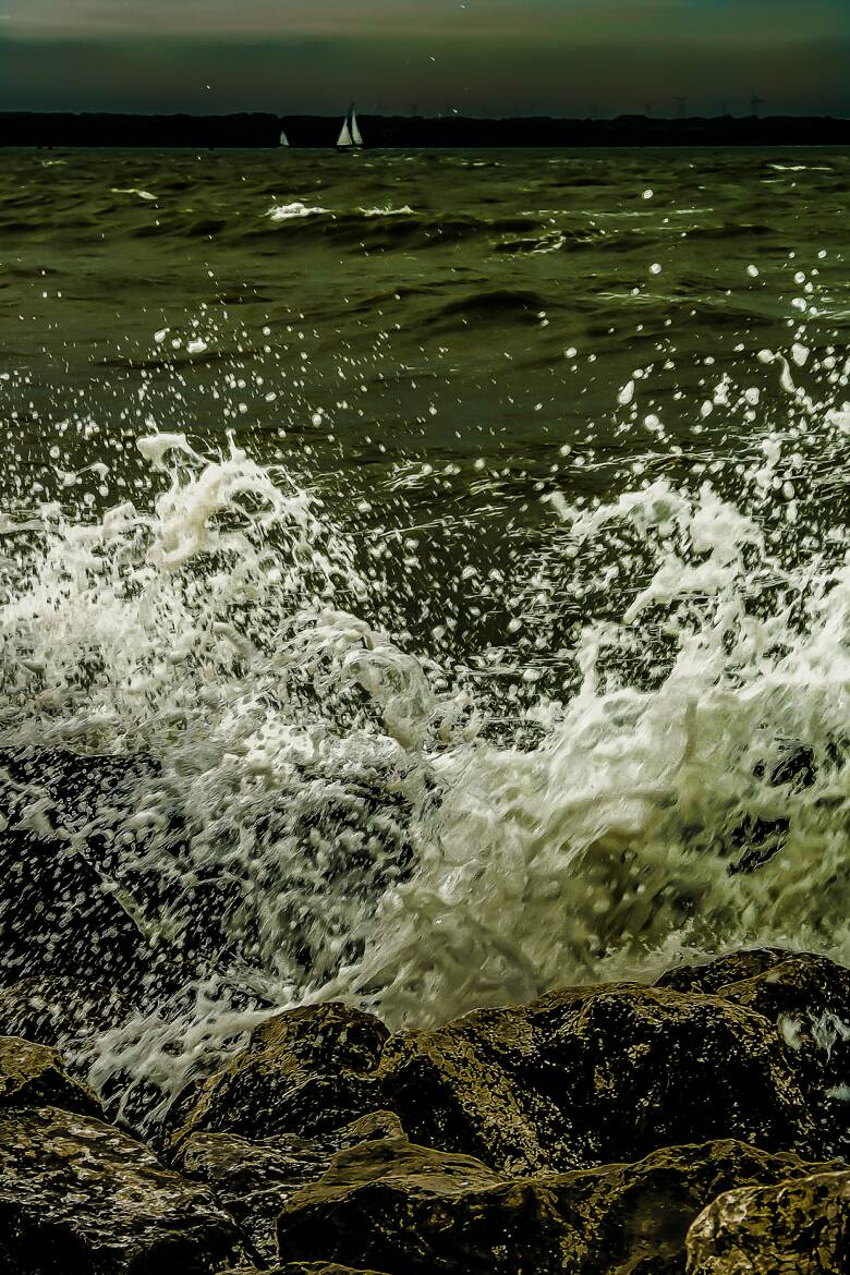 H 2 O et les deux voiliers