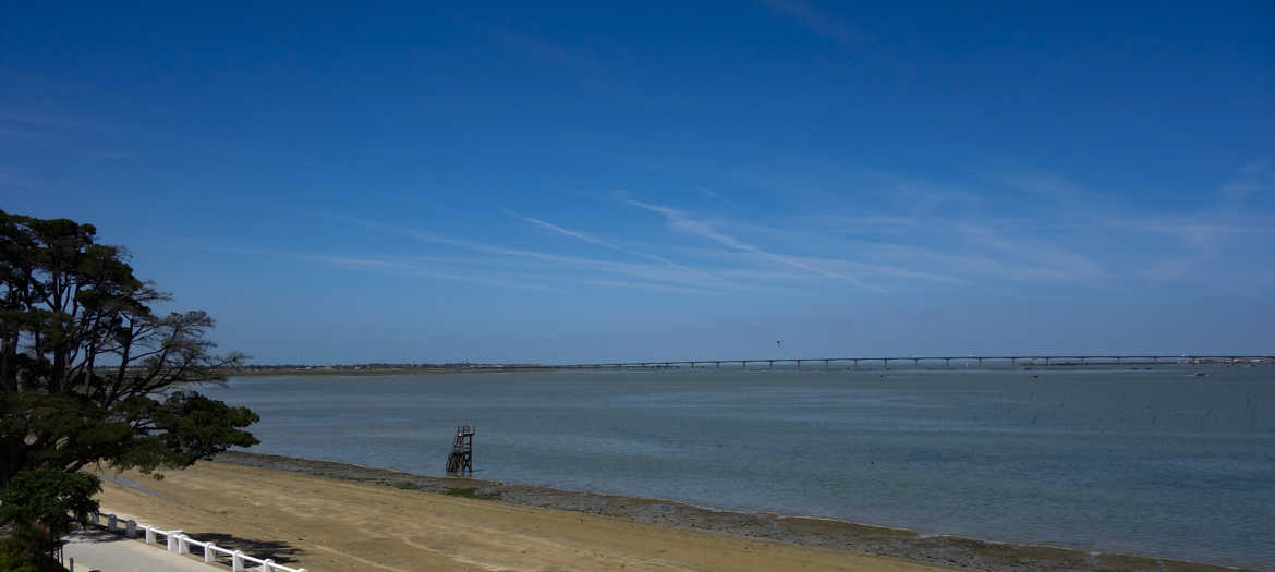 La plage vous attends ...