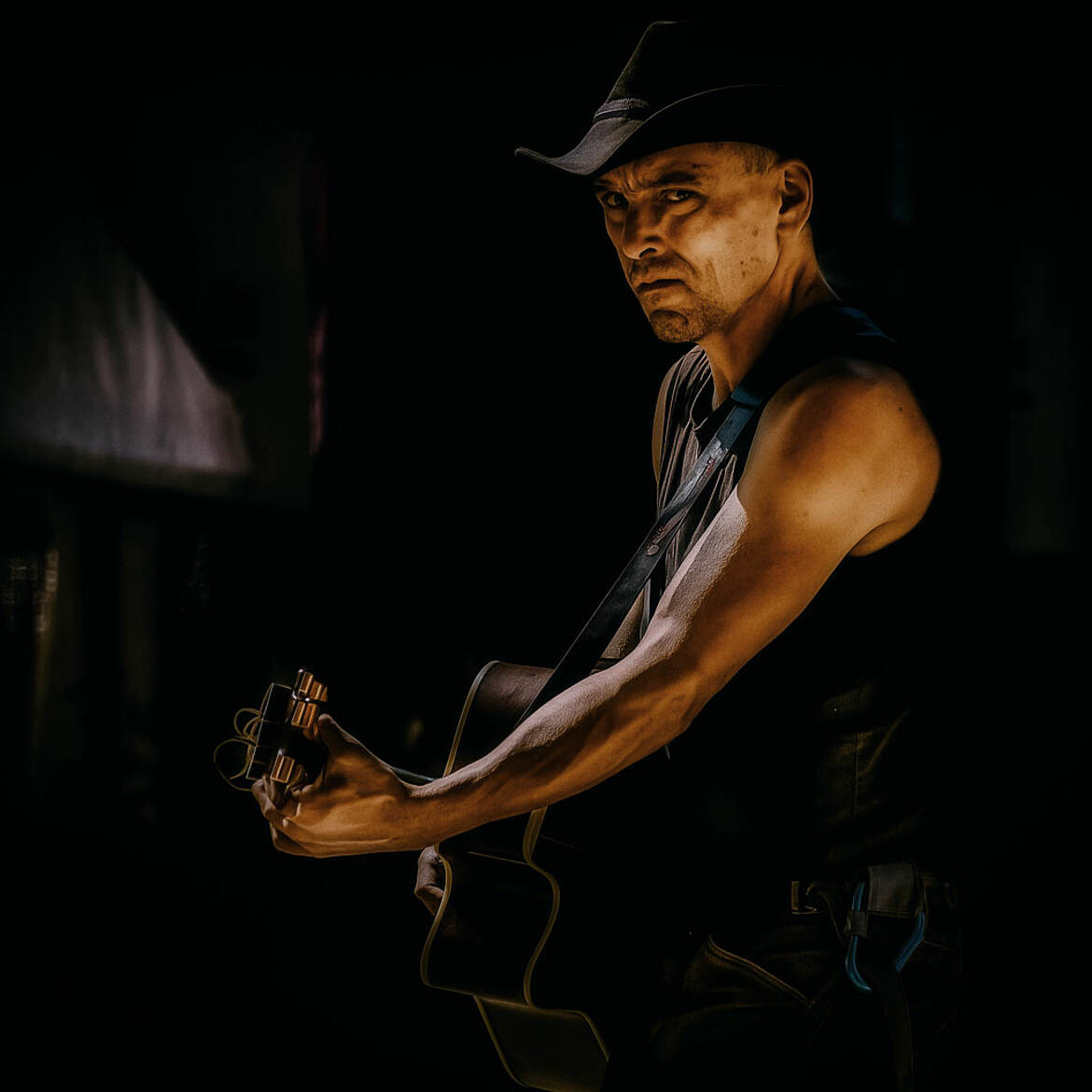 Le guitariste de l’ombre