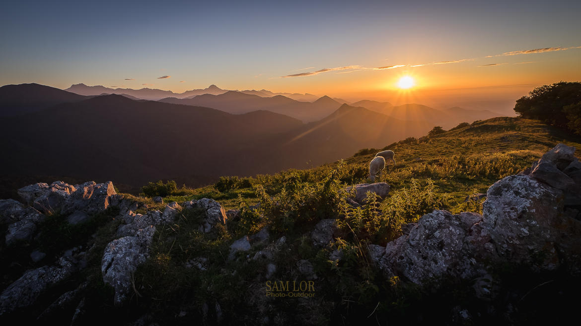 Coucher de soleil en Pays Barroussais