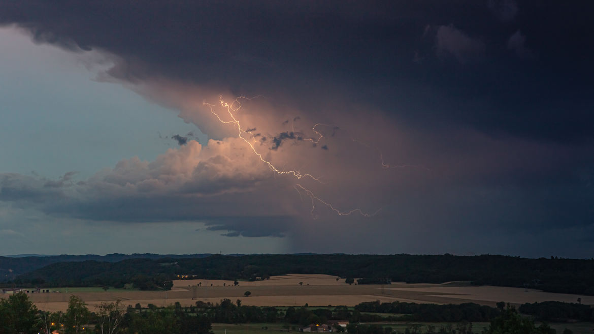 Orage sur la plaine