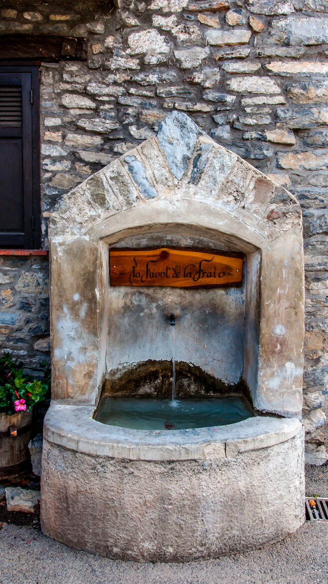 Petite fontaine public