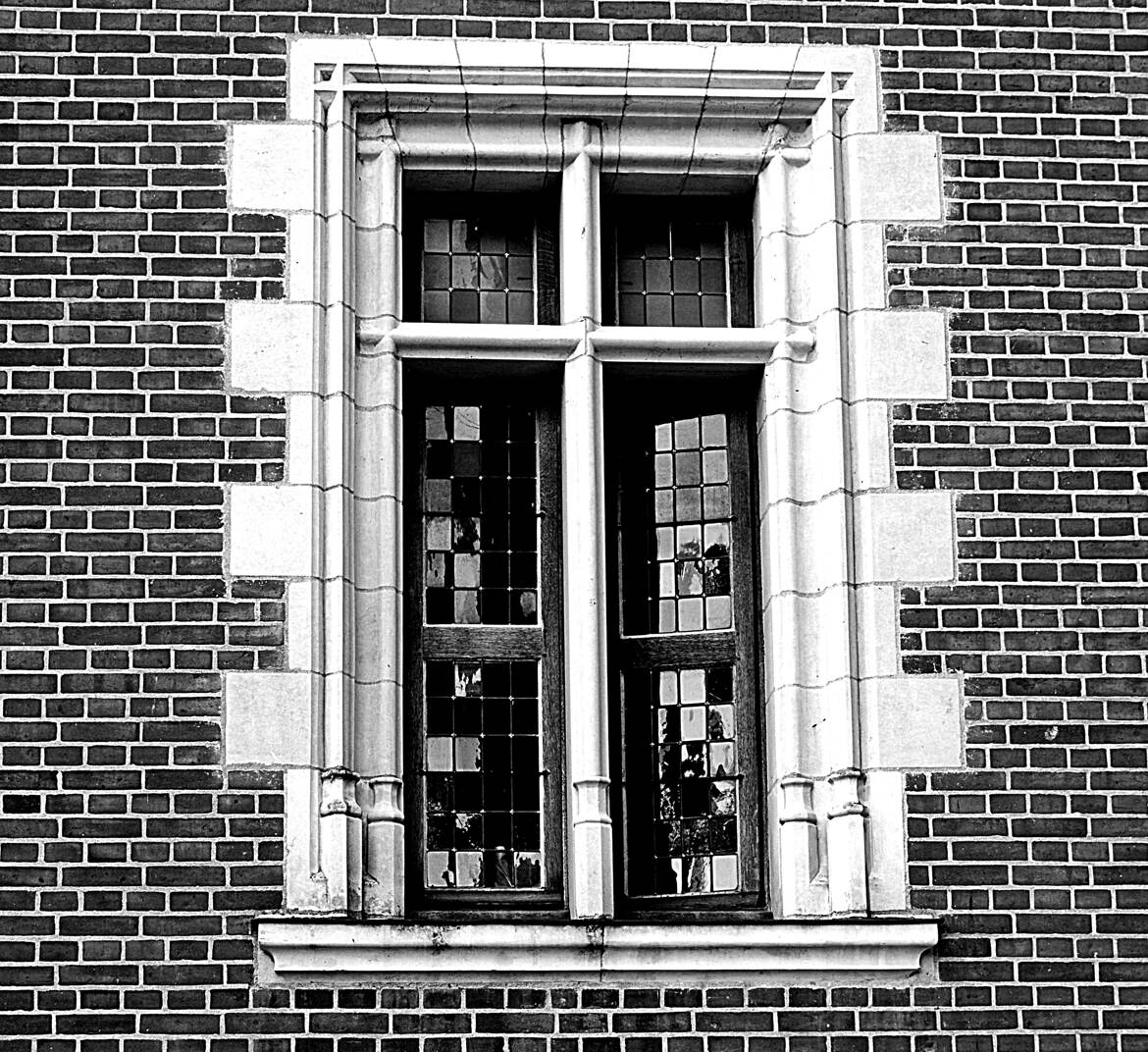 Briques, pierres et verre