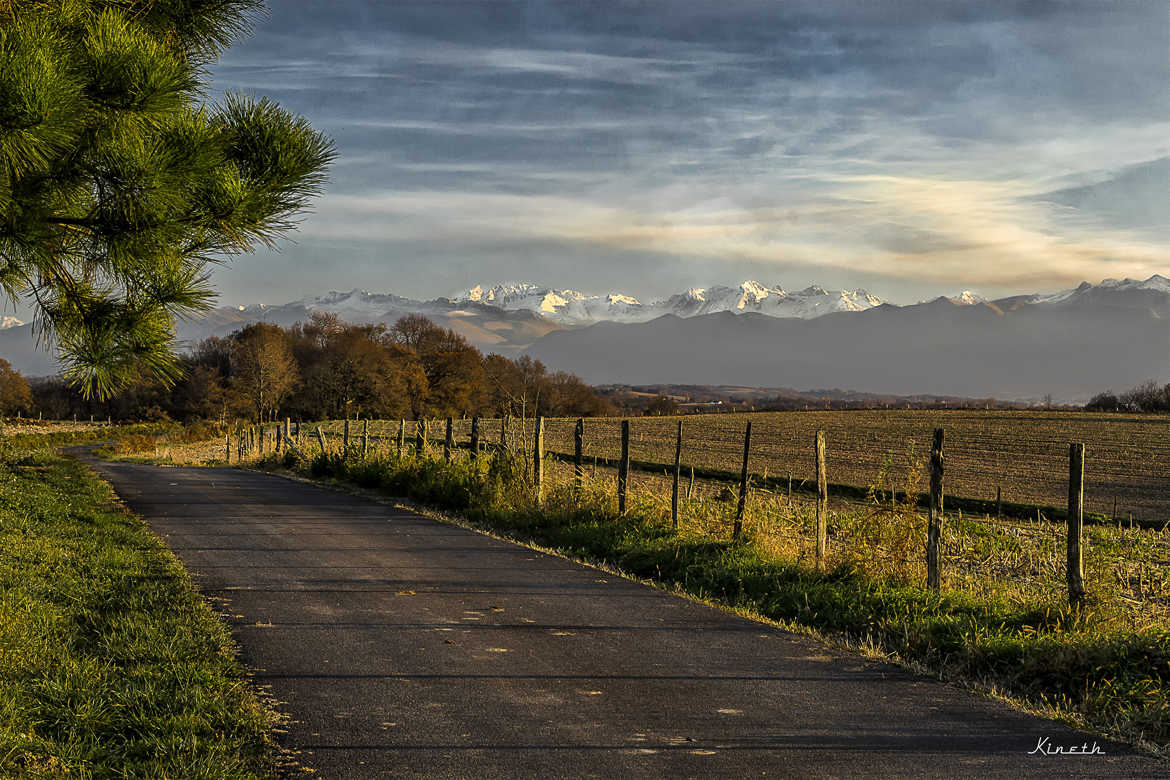 Aquères mountanhes   Qui tan hautes soun  ...