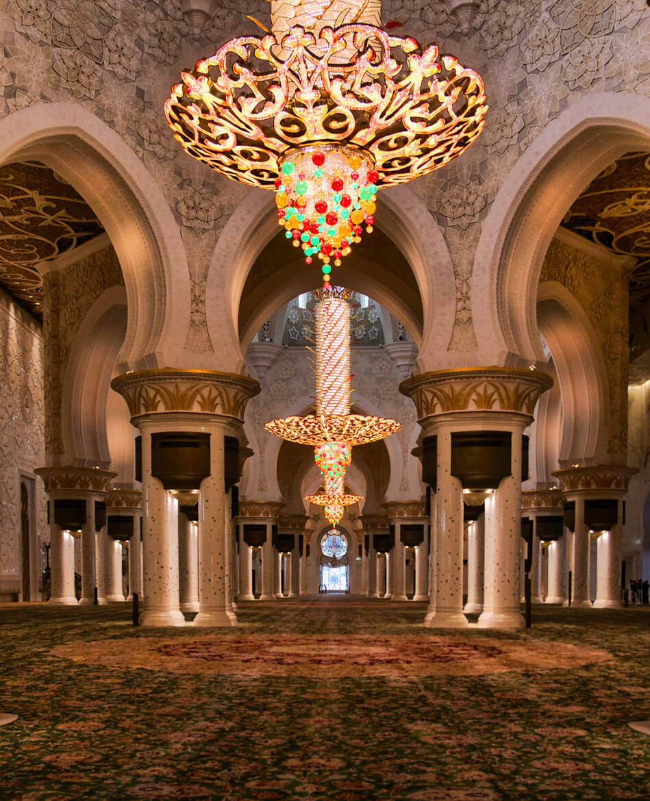 Décorations et grand tapis de prière !