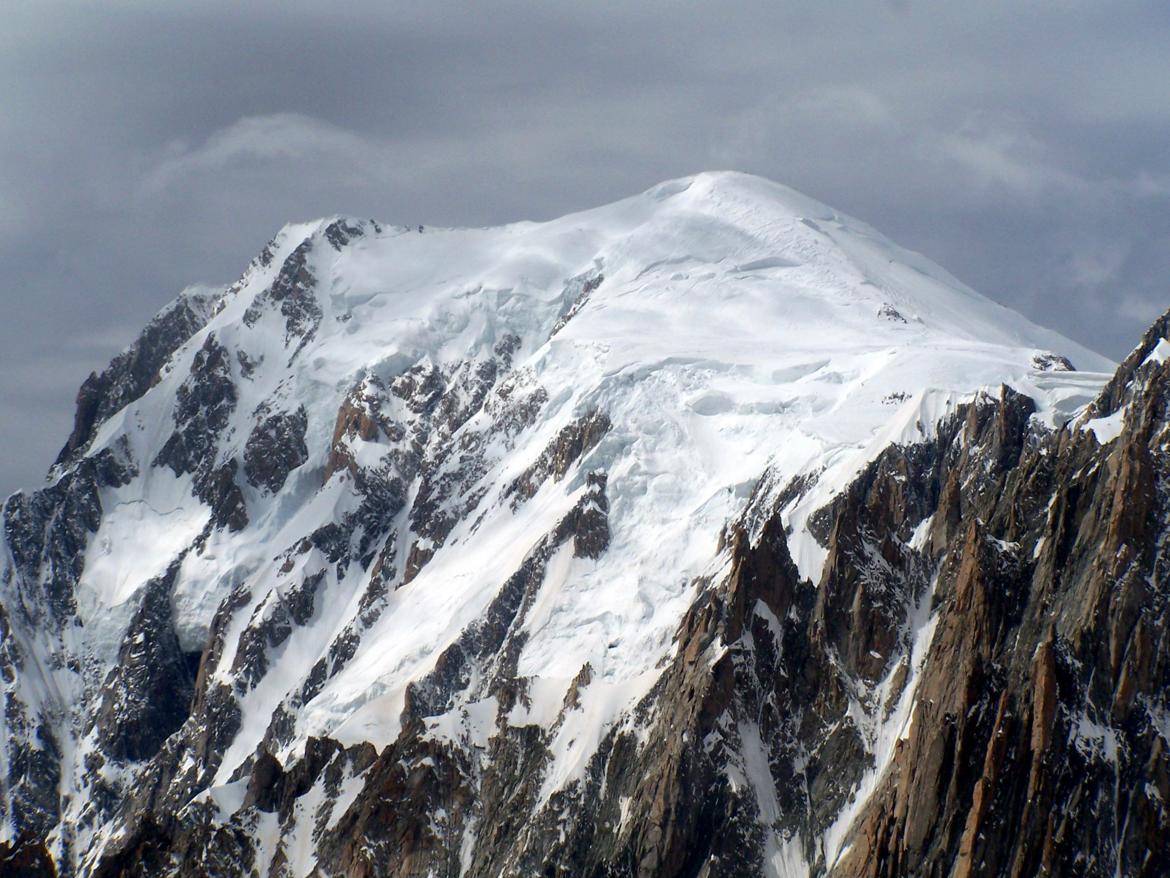 Roche et neige