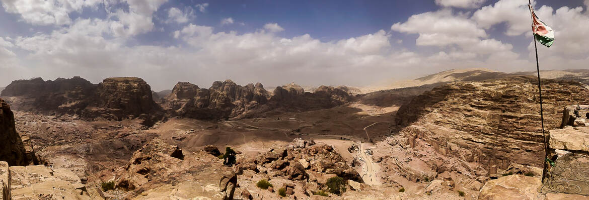 Petra et ses collines